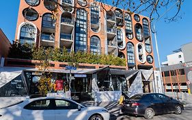 2 Bedroom 2 Bath 1 Car On Lonsdale Street